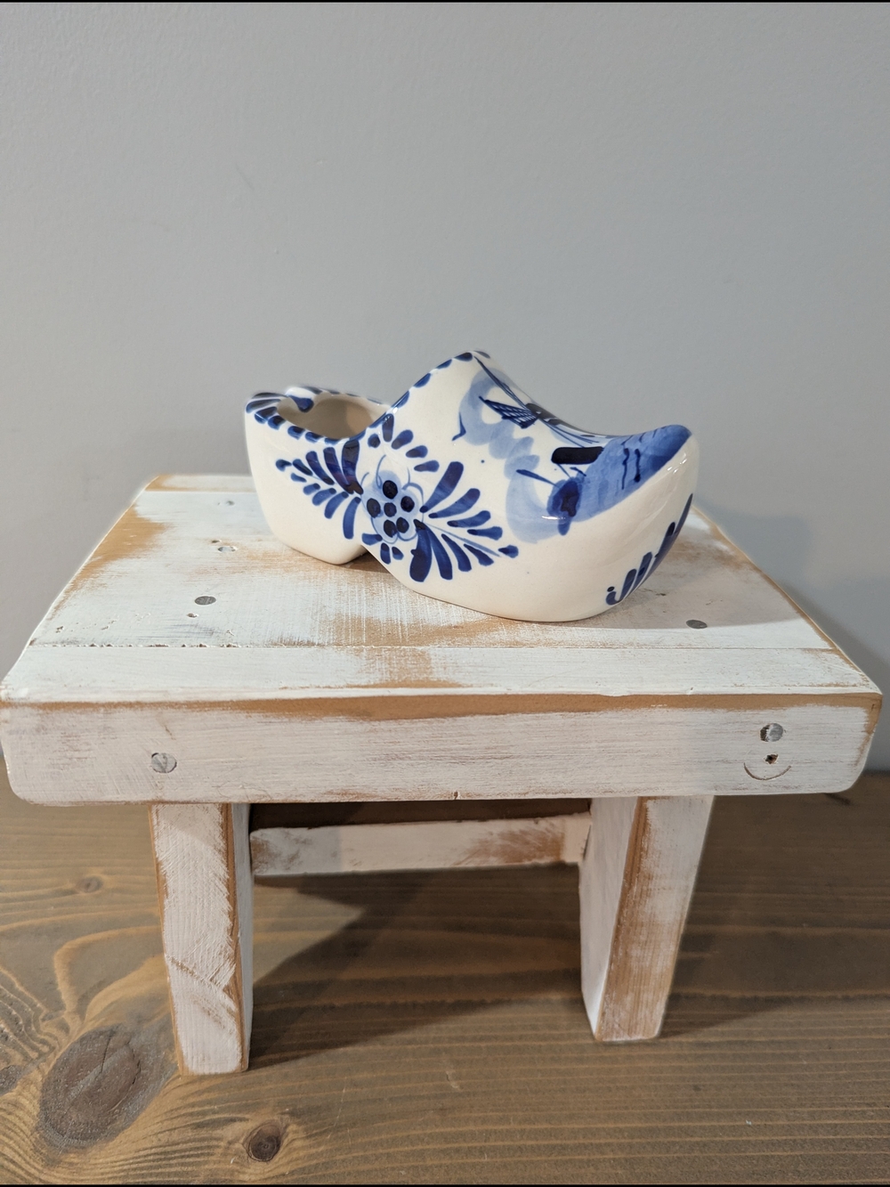 Vintage Hand-Painted Delft Blue Ceramic Clog Decor